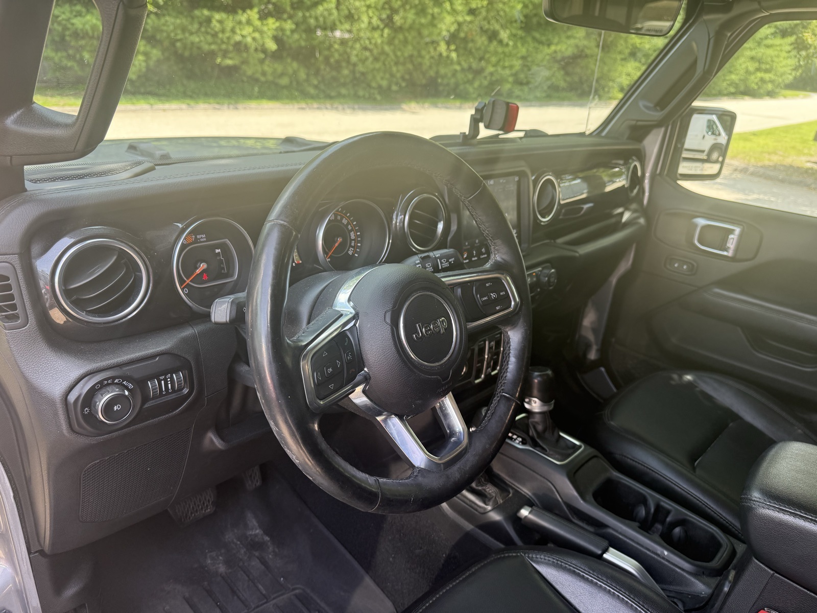 2020 Billet Silver Metallic Clearcoat Jeep Wrangler Unlimited Unlimited Sahara Altitude 4X4 SUV