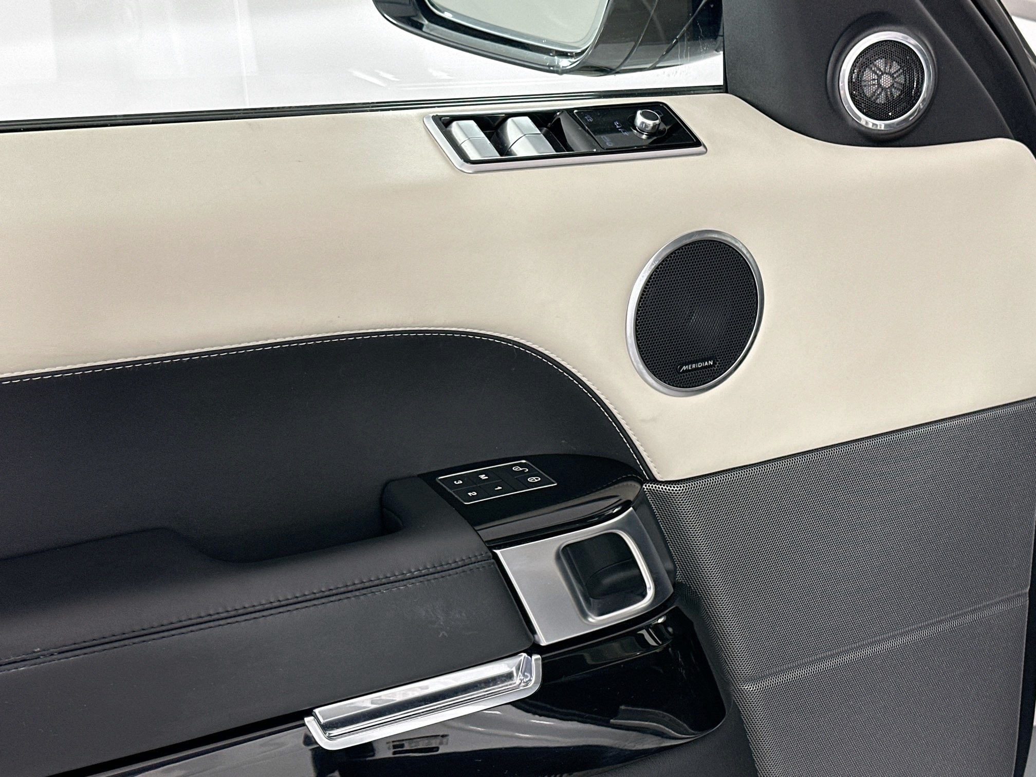 used 2020 Land Rover Range Rover Sport car, priced at $38,998