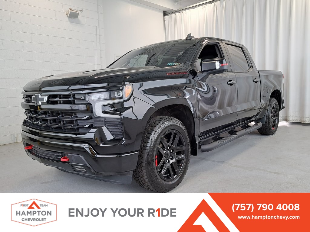 2022 Chevrolet Silverado 1500 RST 4D Crew Cab 4WD 1