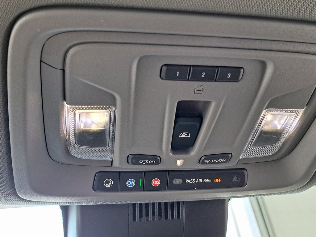 2022 Chevrolet Silverado 1500 RST 4D Crew Cab 4WD 20