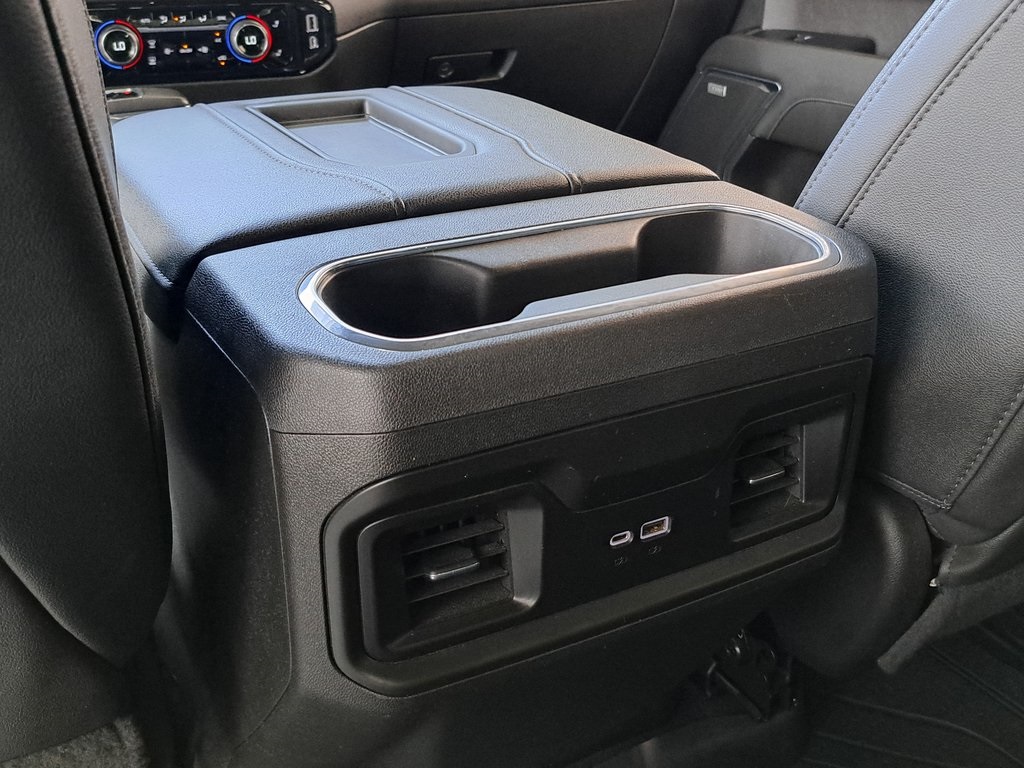 2022 Chevrolet Silverado 1500 RST 4D Crew Cab 4WD 28