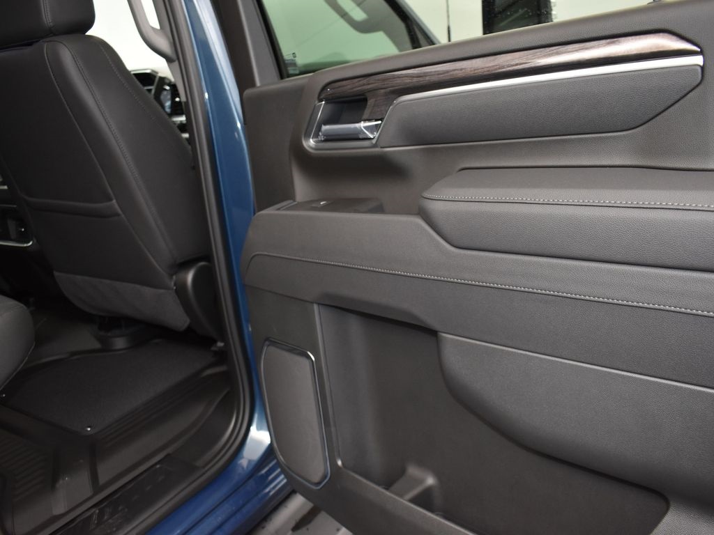 2025 Lakeshore Blue Chevrolet Silverado 2500HD LTZ 4X4 Truck