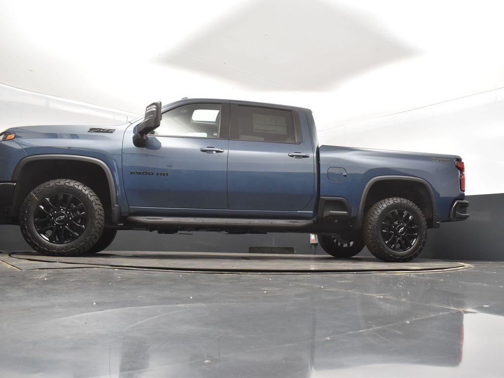 2025 Lakeshore Blue Chevrolet Silverado 2500HD LTZ 4X4 Truck
