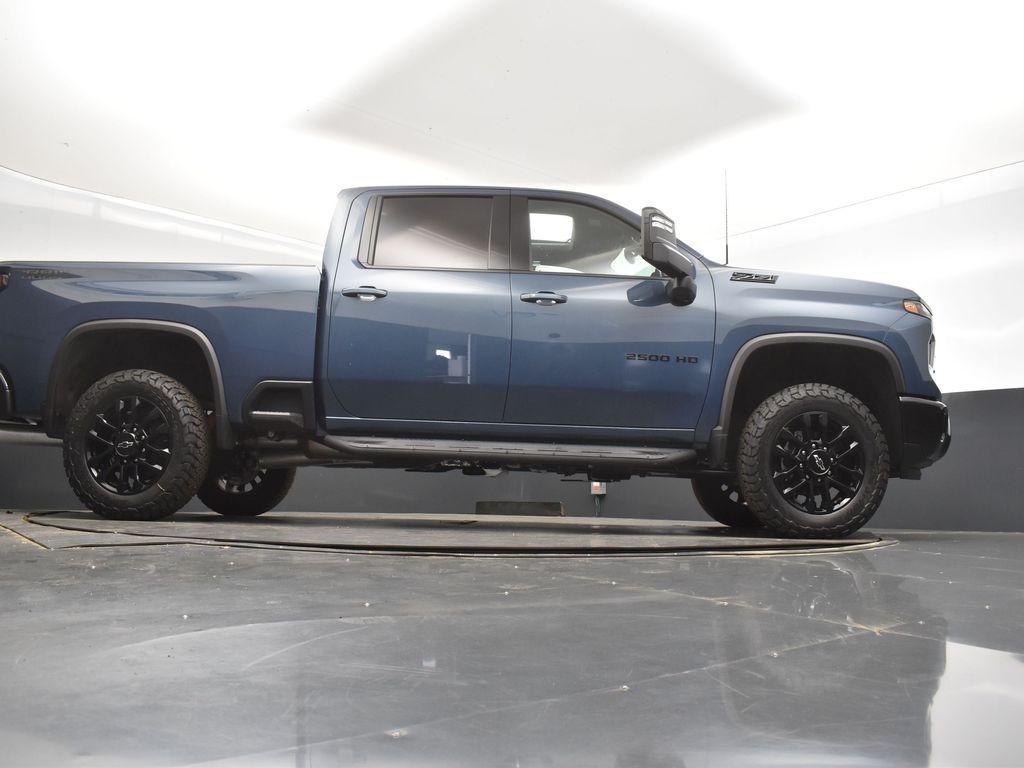 2025 Lakeshore Blue Chevrolet Silverado 2500HD LTZ 4X4 Truck