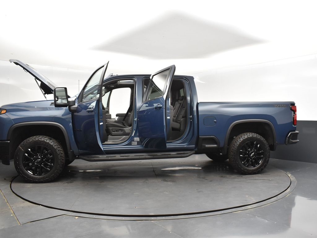 2025 Lakeshore Blue Chevrolet Silverado 2500HD LTZ 4X4 Truck