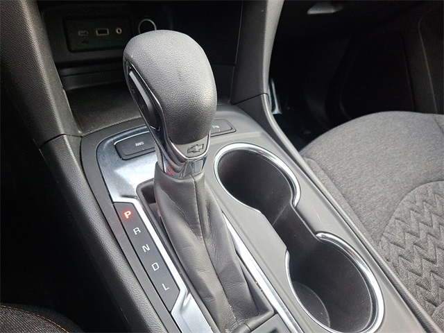 used 2023 Chevrolet Equinox car, priced at $22,950