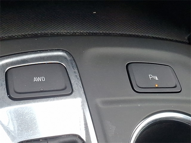 used 2023 Chevrolet Equinox car, priced at $22,950