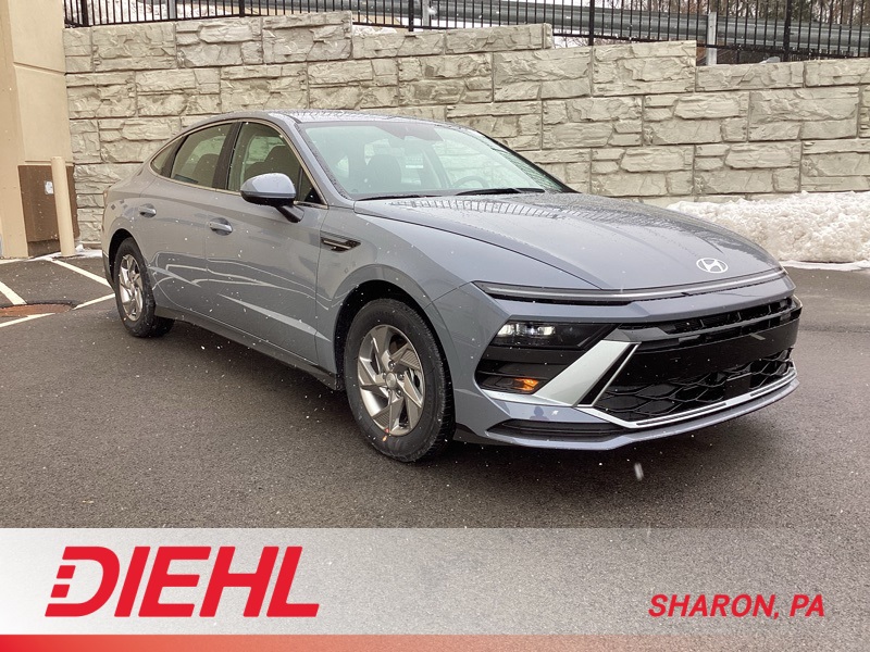 2026 Hyundai Sonata SE's photo