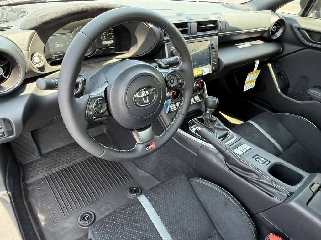 2025 Toyota GR86 Premium photo 24