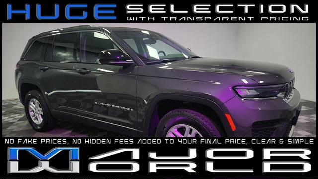 2023 Jeep Grand Cherokee Laredo 4WD