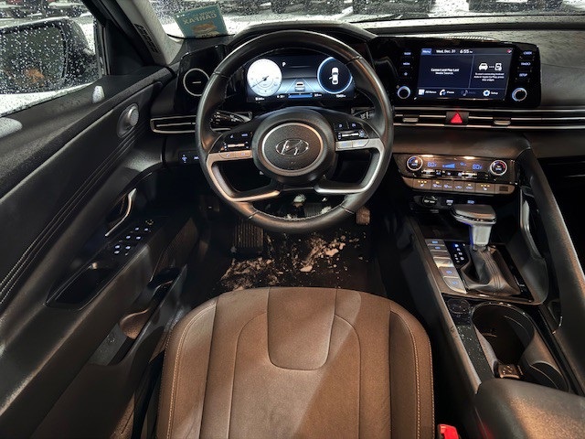 used 2022 Hyundai Elantra car, priced at $14,677