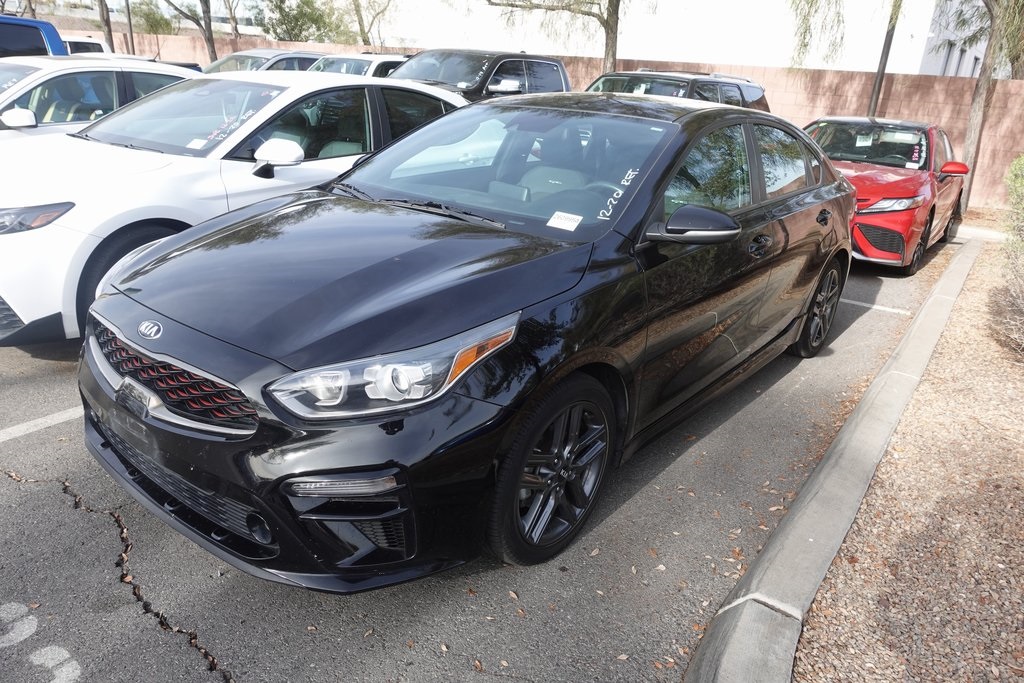 2020 Kia FORTE GT-Line's photo