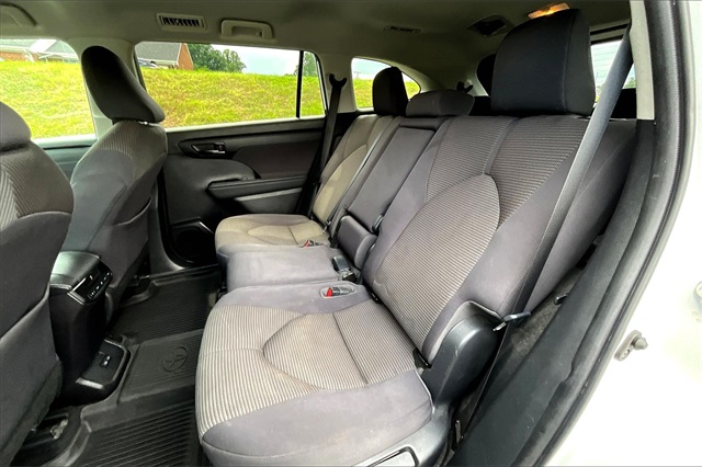 2022 White Toyota Highlander LE AWD SUV