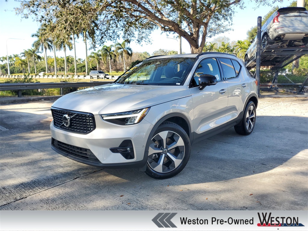 used 2025 Volvo XC40 car, priced at $31,195