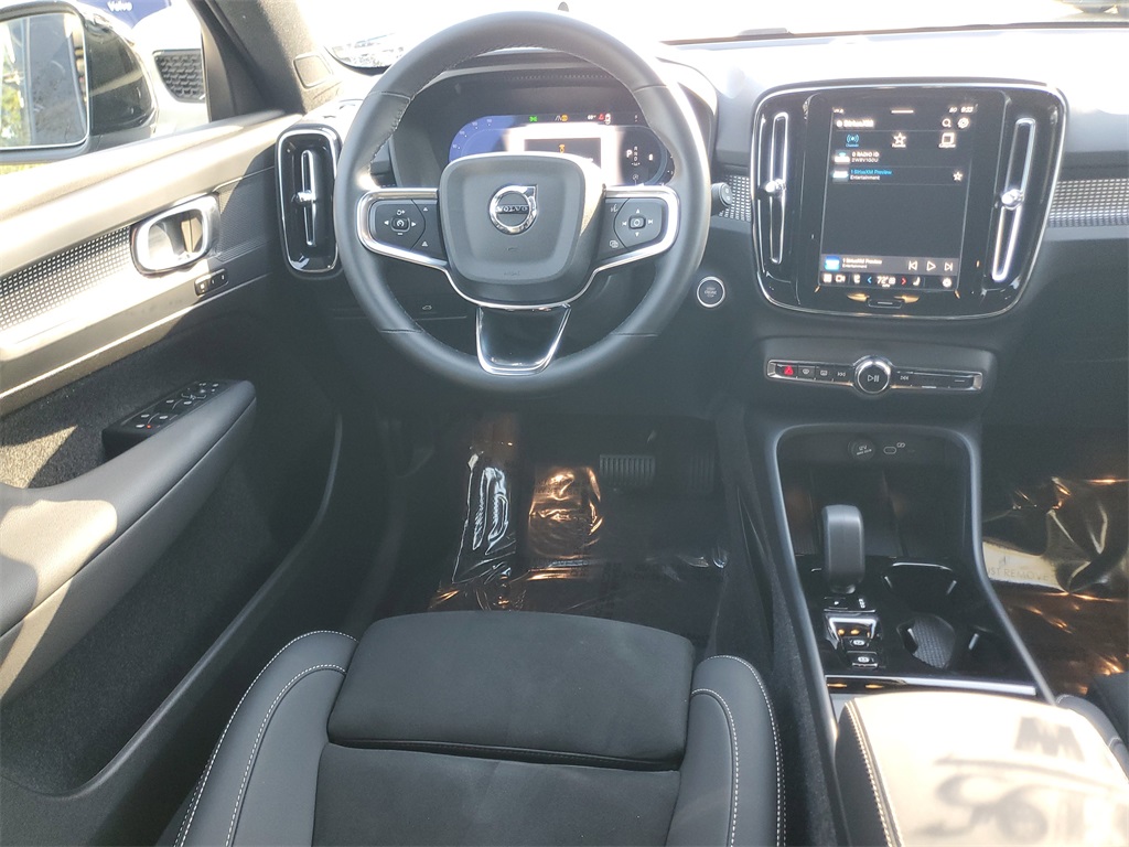 used 2025 Volvo XC40 car, priced at $31,195