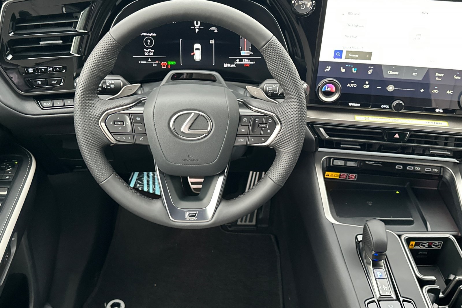 2026 Lexus TX 500h F SPORT Performance Premium photo 10