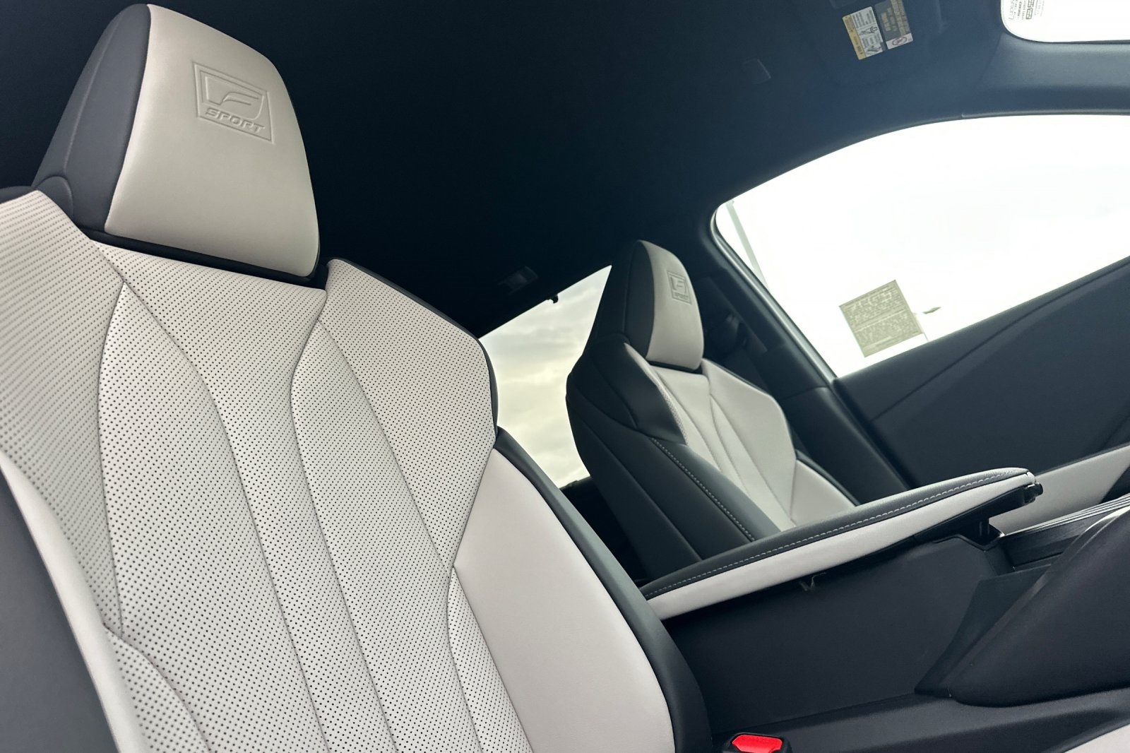 2026 Lexus TX 500h F SPORT Performance Premium photo 12