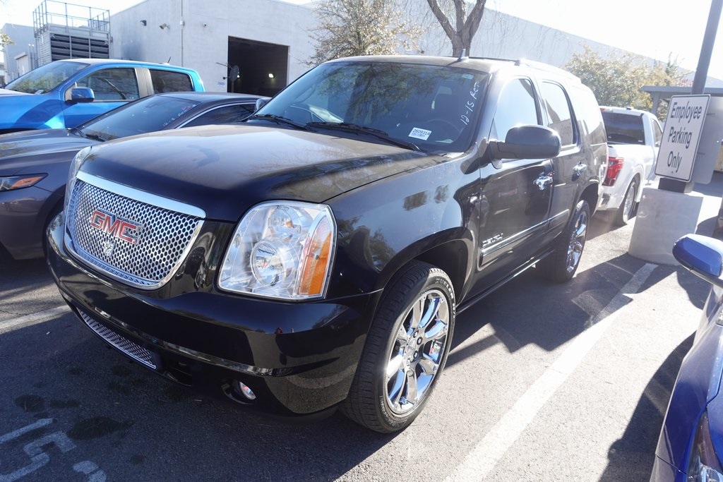 2012 GMC Yukon Denali's photo