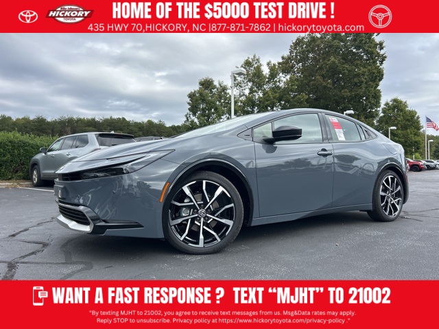 2026 Toyota Prius XSE Premium's photo