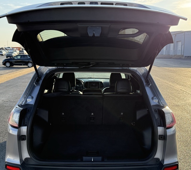 used 2019 Jeep Cherokee car, priced at $13,886