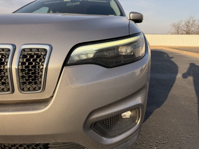used 2019 Jeep Cherokee car, priced at $13,886