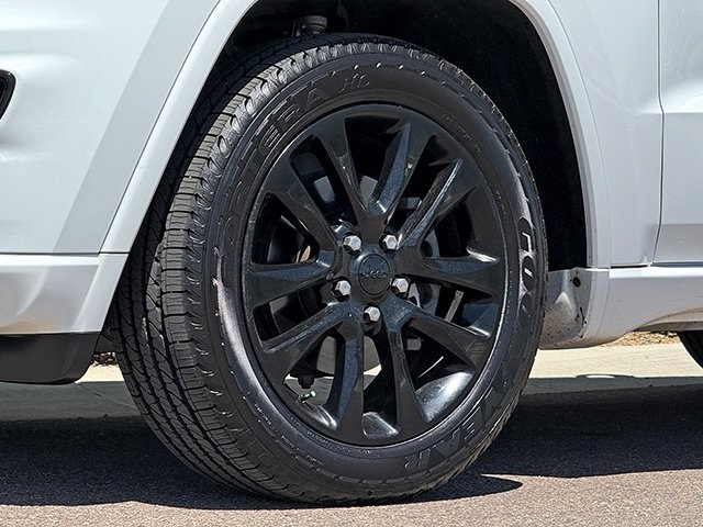 2018 Jeep Grand Cherokee Altitude photo 19