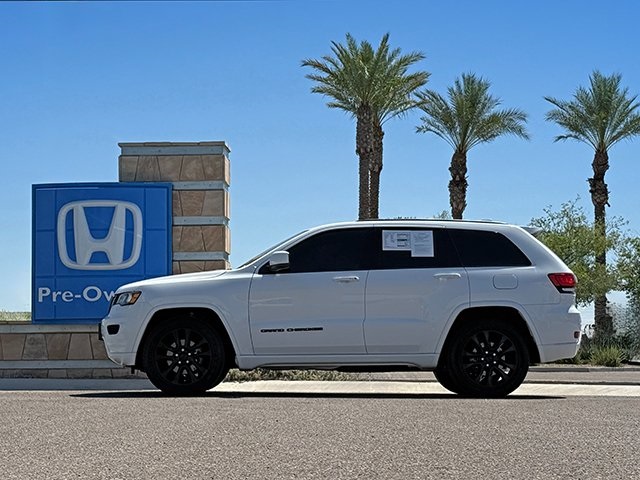 2018 Jeep Grand Cherokee Altitude photo 4