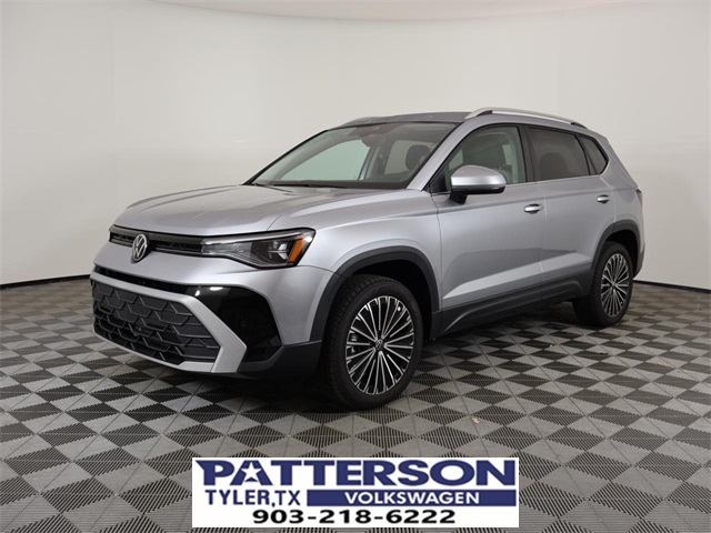 2025 Volkswagen Taos SE's photo