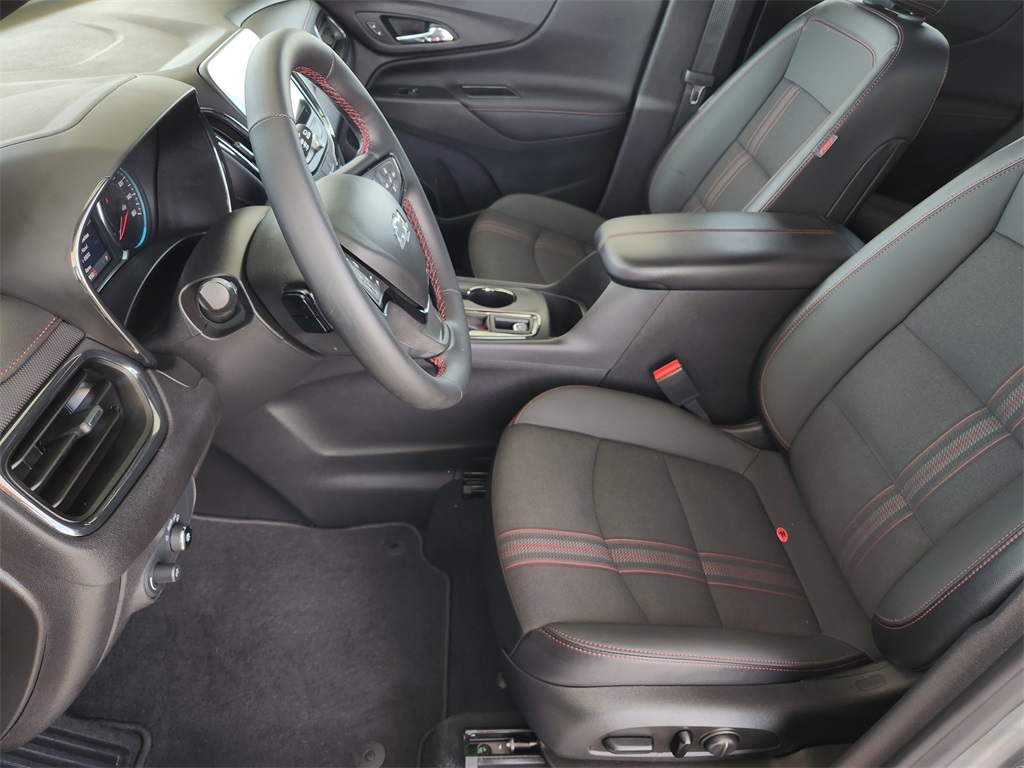 2024 Chevrolet Equinox RS photo 11