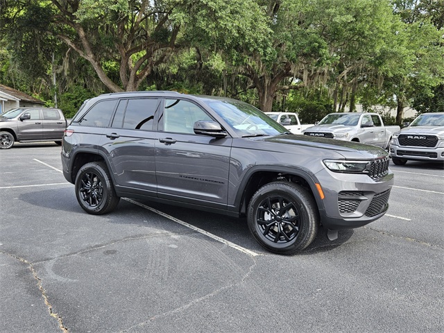 2025 Jeep Grand Cherokee Altitude X 4x2