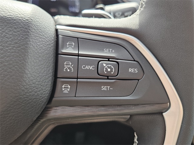 2025 Jeep Grand Cherokee Altitude X 4x2