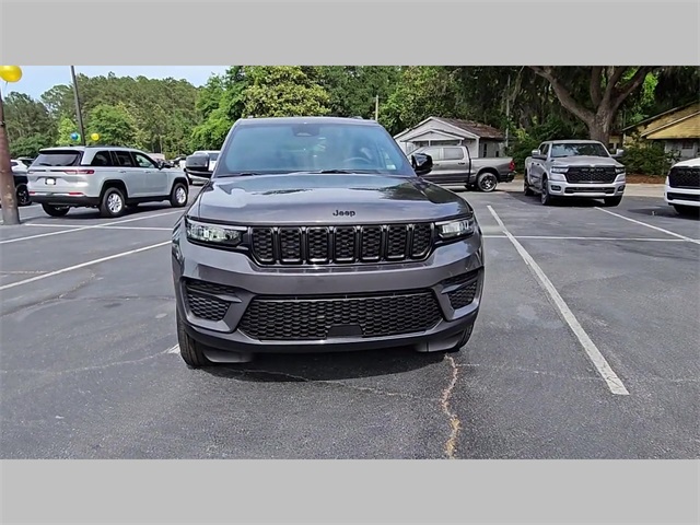 2025 Jeep Grand Cherokee Altitude X 4x2