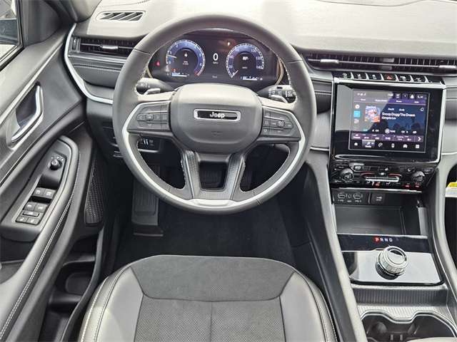 2025 Jeep Grand Cherokee Altitude X 4x2