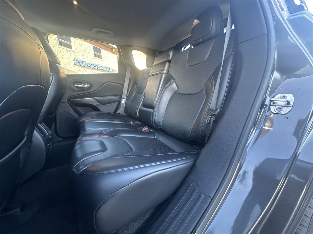 used 2019 Jeep Cherokee car, priced at $17,895