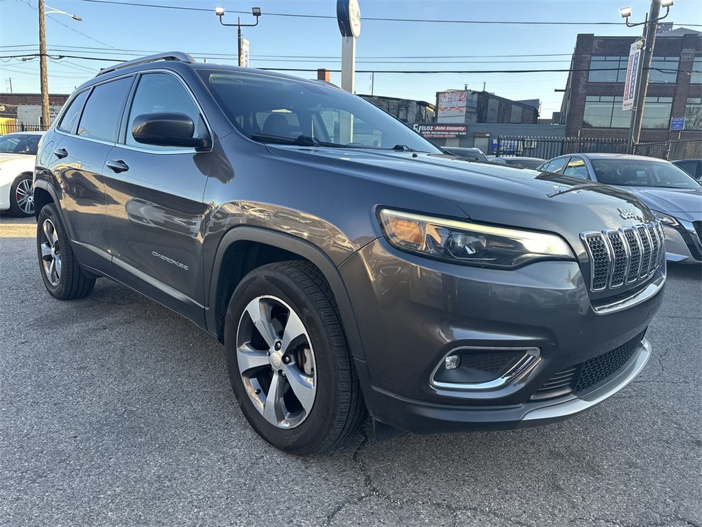 used 2019 Jeep Cherokee car, priced at $17,895