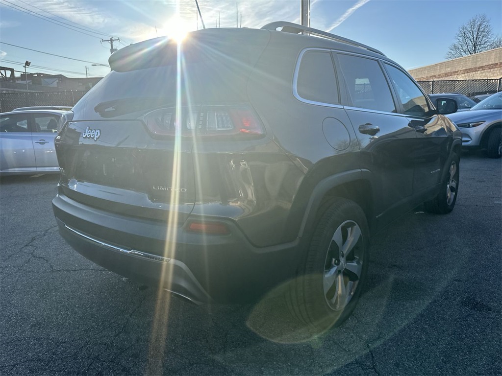 used 2019 Jeep Cherokee car, priced at $17,895