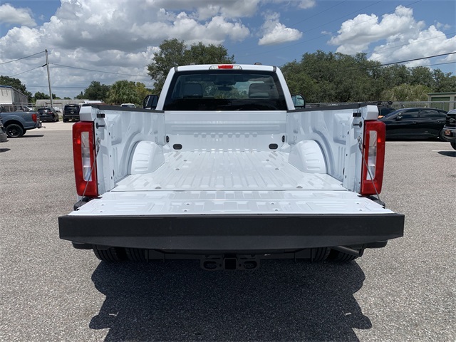 2025 Oxford White Ford Super Duty F-350 DRW XL 4X4 Truck