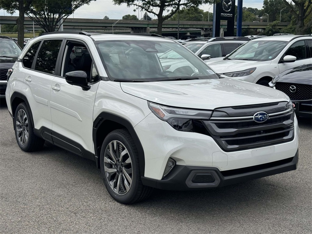 2025 Subaru Forester Touring's photo