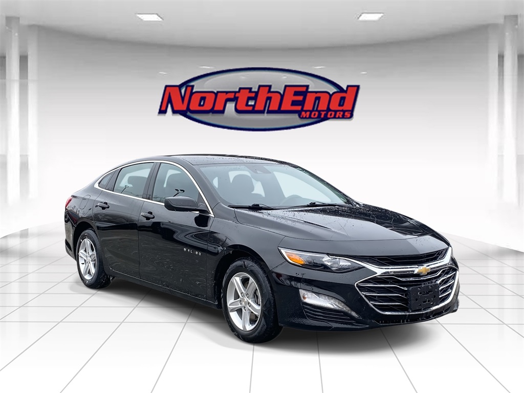 2023 Mosaic Black Metallic Chevrolet Malibu LT Sedan