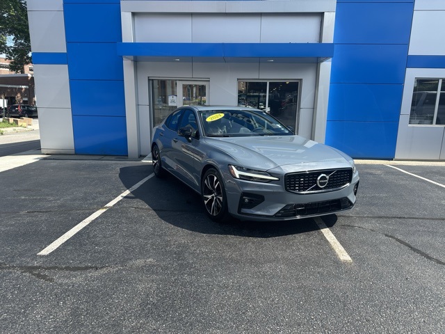 2024 Gray Volvo S60 B5 Core Dark Theme AWD Sedan