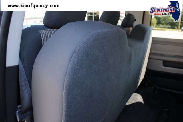 2009 Dodge Ram photo 18