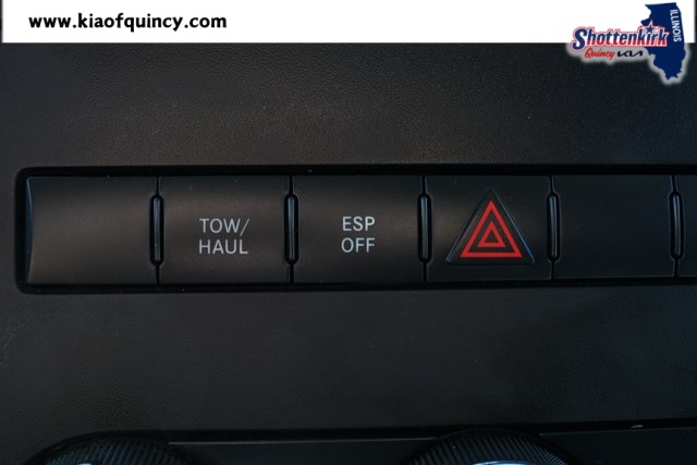 2009 Dodge Ram photo 28