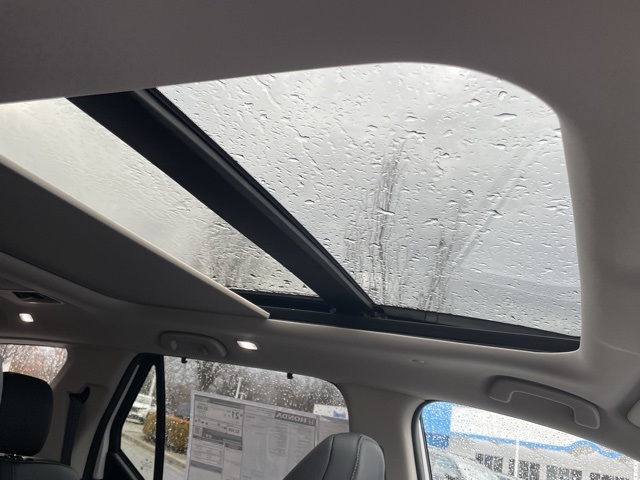 new 2025 Honda Pilot car, priced at $51,409