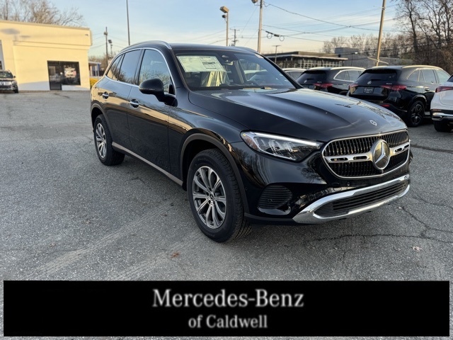 2026 Mercedes-Benz GLC Base's photo