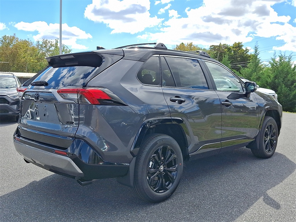2025 Toyota RAV4 Hybrid XSE photo 3