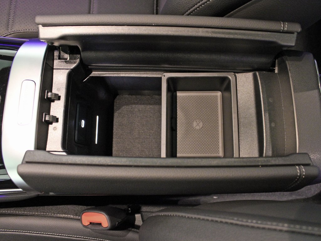 used 2026 Mercedes-Benz GLC car, priced at $52,498