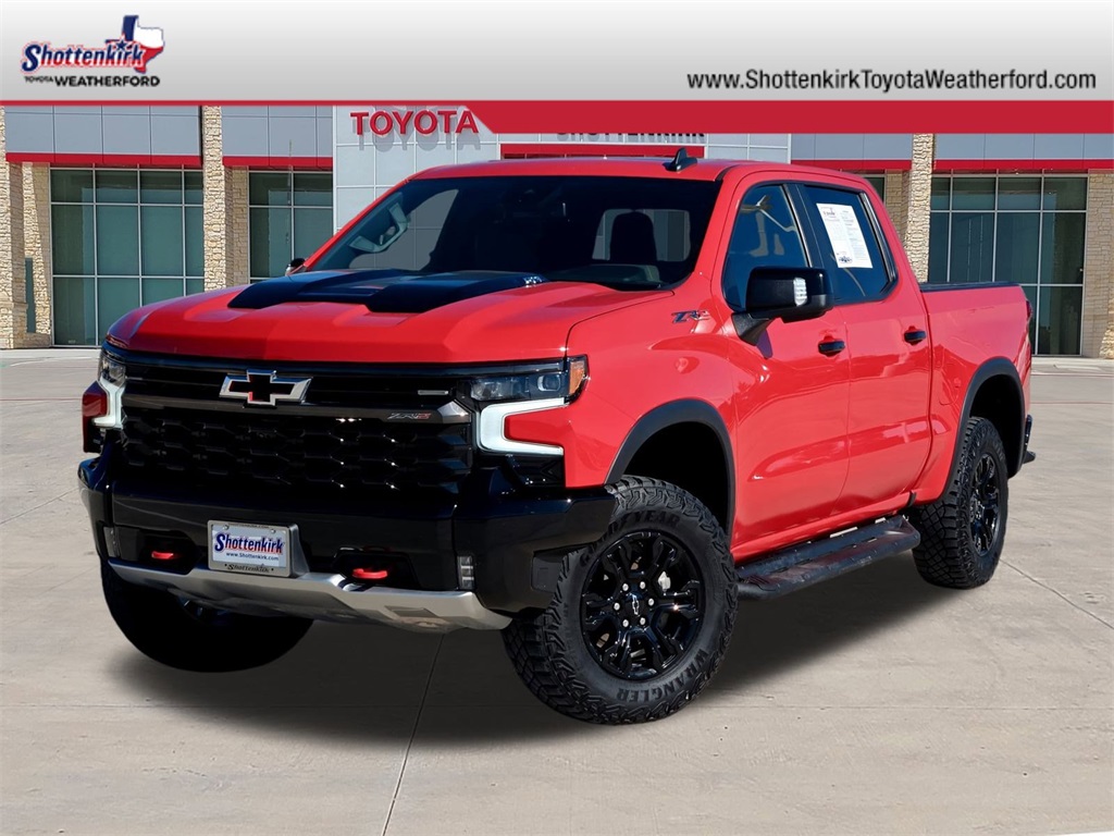 2023 Chevrolet Silverado 1500 ZR2's photo