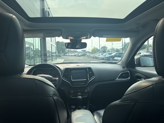 2019 Jeep Cherokee Limited photo 13