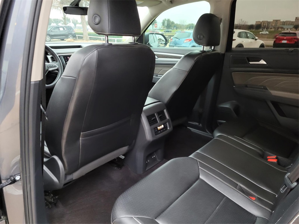 used 2021 Volkswagen Atlas car, priced at $18,400