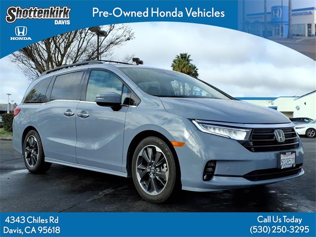 2023 Honda Odyssey Elite's photo